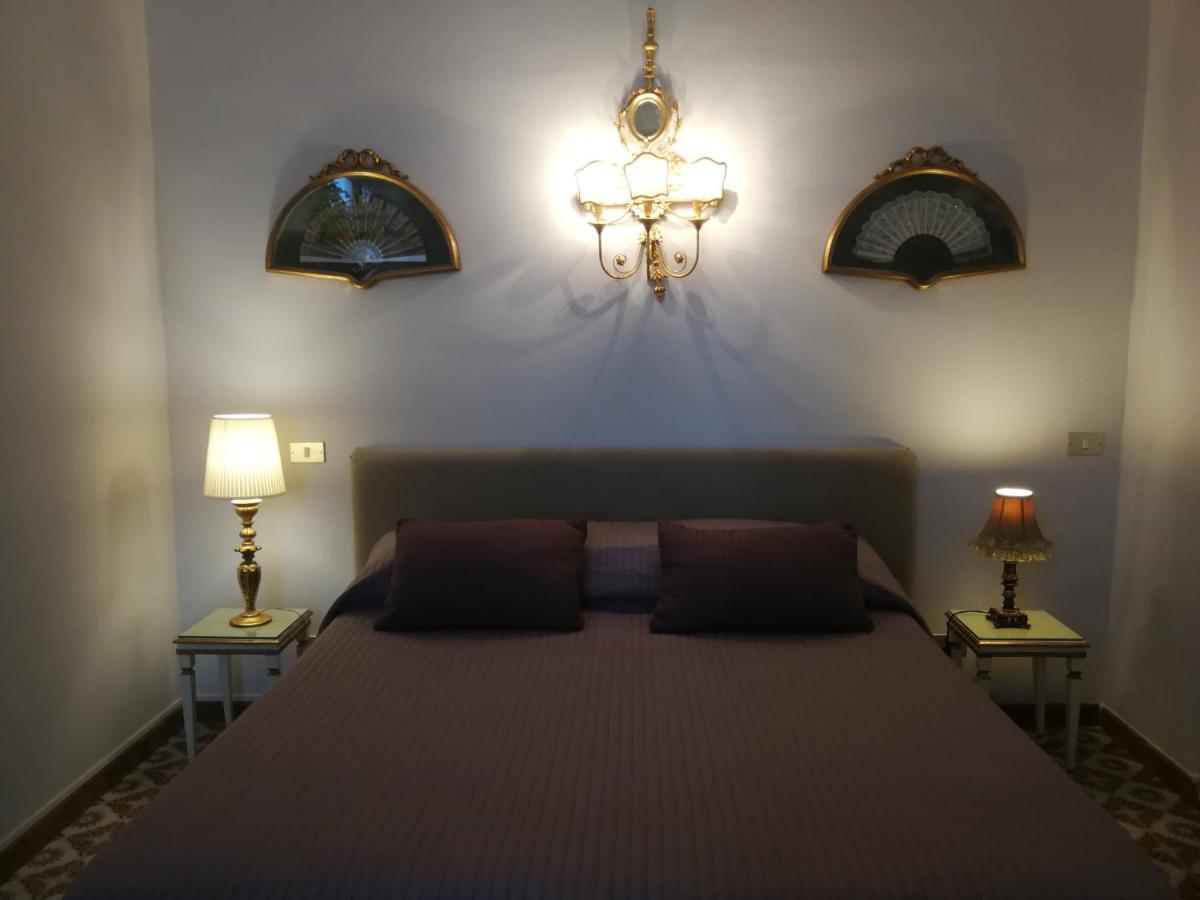 Villa Chiarenza Maison D'Hotes Giardini Naxos Exteriör bild
